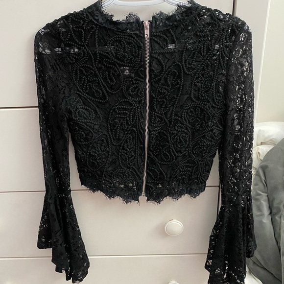 Black Fashionnova top - Picture 2 of 3